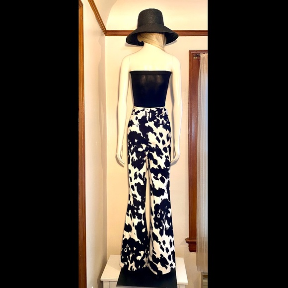 DIANE VON FURSTENBERG Pants - Picture 6 of 9